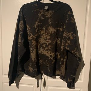 Cropped Acid Wash Crewneck